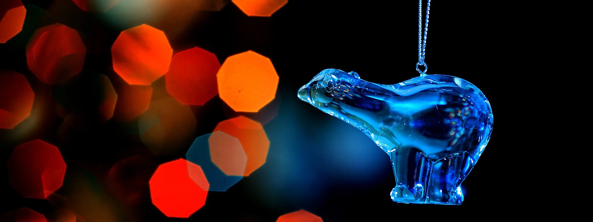 Glass polar bear ornament